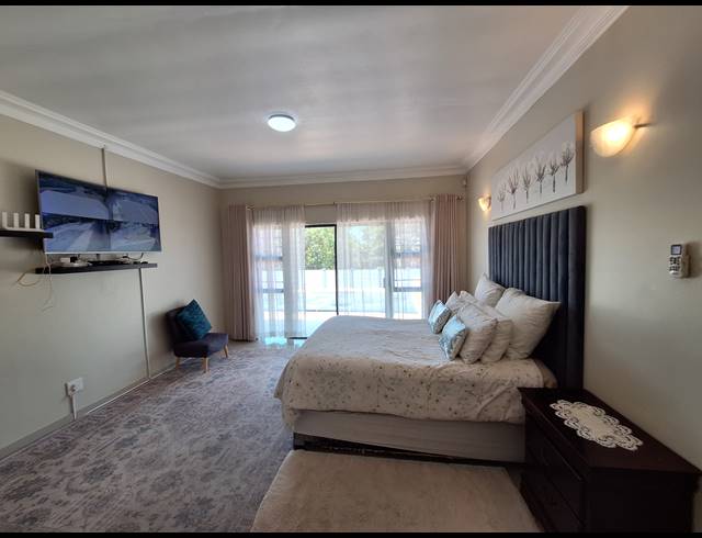 4 BEDROOM FREESTANDING FOR SALE IN UVONGO
